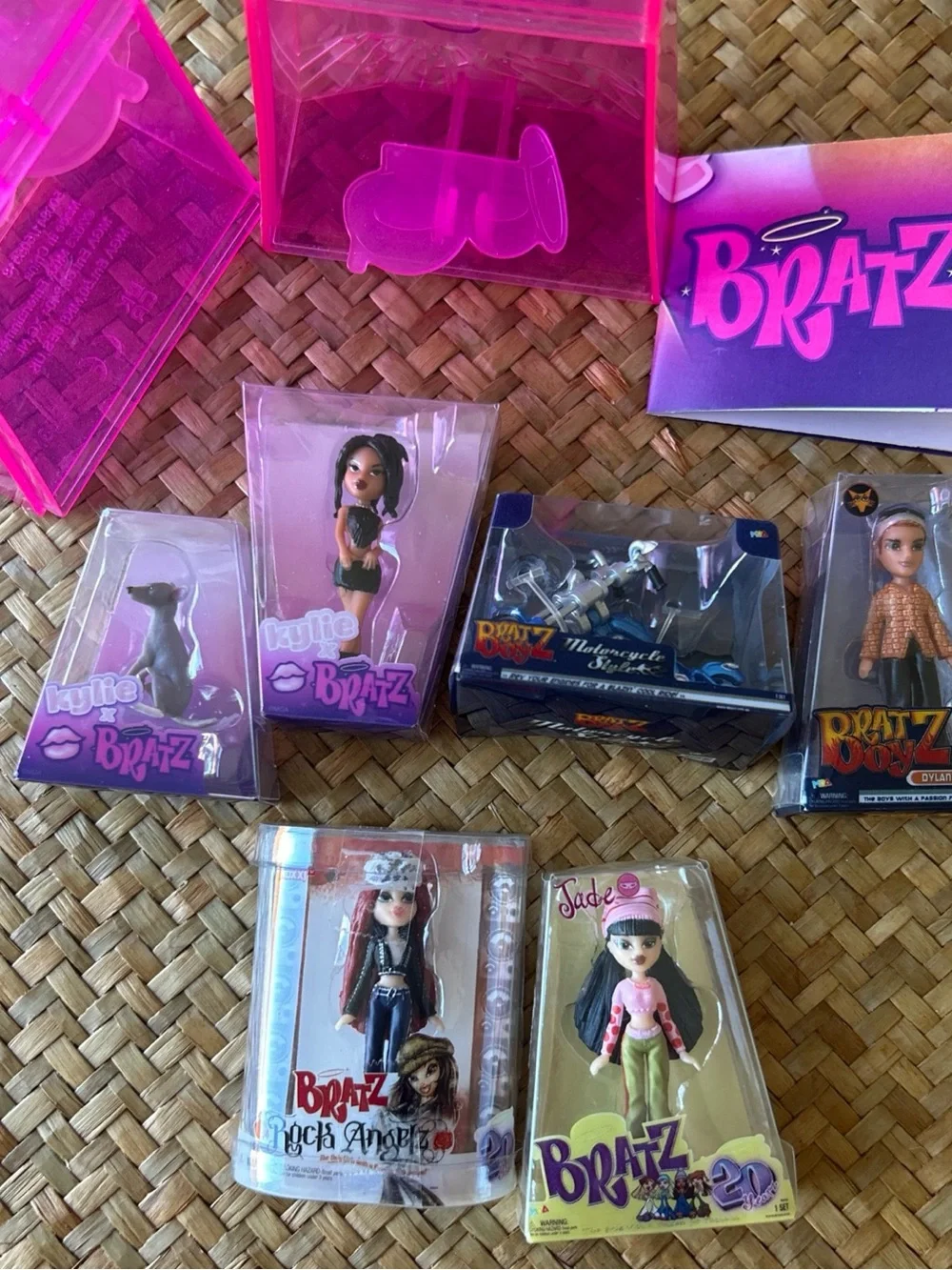 Bratz Mini Doll & Accessories Lot of 6